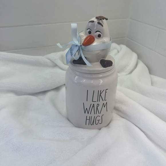 COPY - Rae Dunn Olaf - Picture 3 of 10